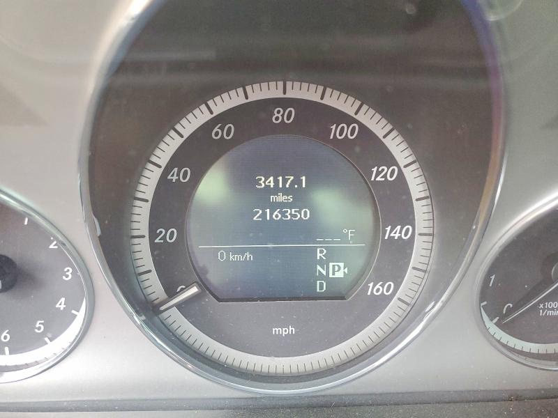 Photo 9 from auction – 2010 MERCEDES-BENZ E with VIN WDDHF8HB1AA099788