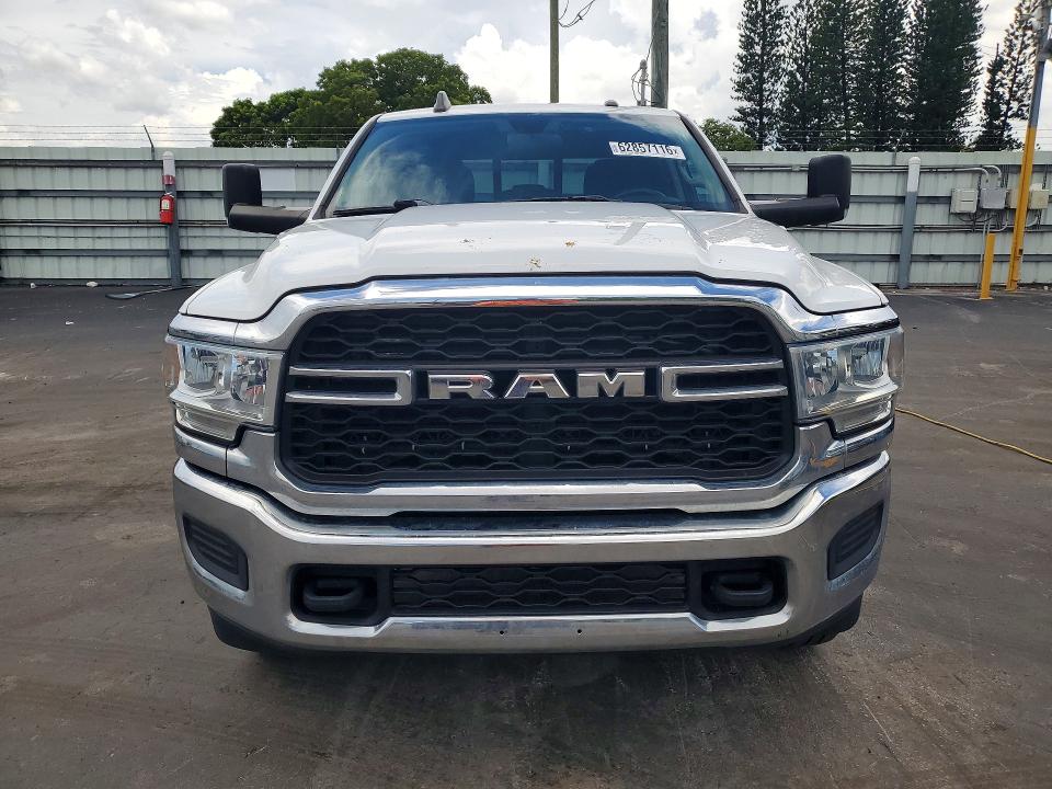 Photo 5 from auction – 2020 RAM 2500 with VIN 3C6UR5CJ6LG274688