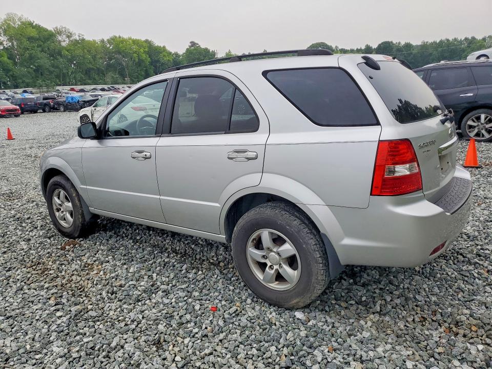 Photo 2 from auction – 2008 KIA SORENTO with VIN KNDJC735385824813