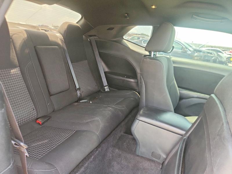 Photo 10 from auction – 2018 DODGE CHALLENGER with VIN 2C3CDZBT4JH208462