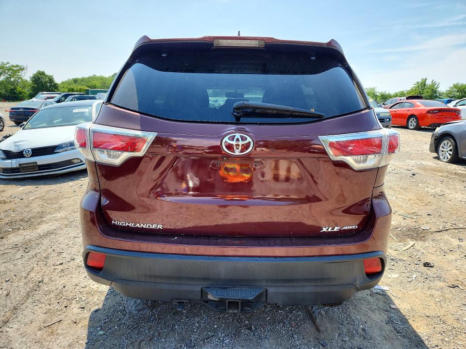 صورة رقم 6 من المزاد - 2015 TOYOTA HIGHLANDER مع VIN 5TDJKRFH7FS082072