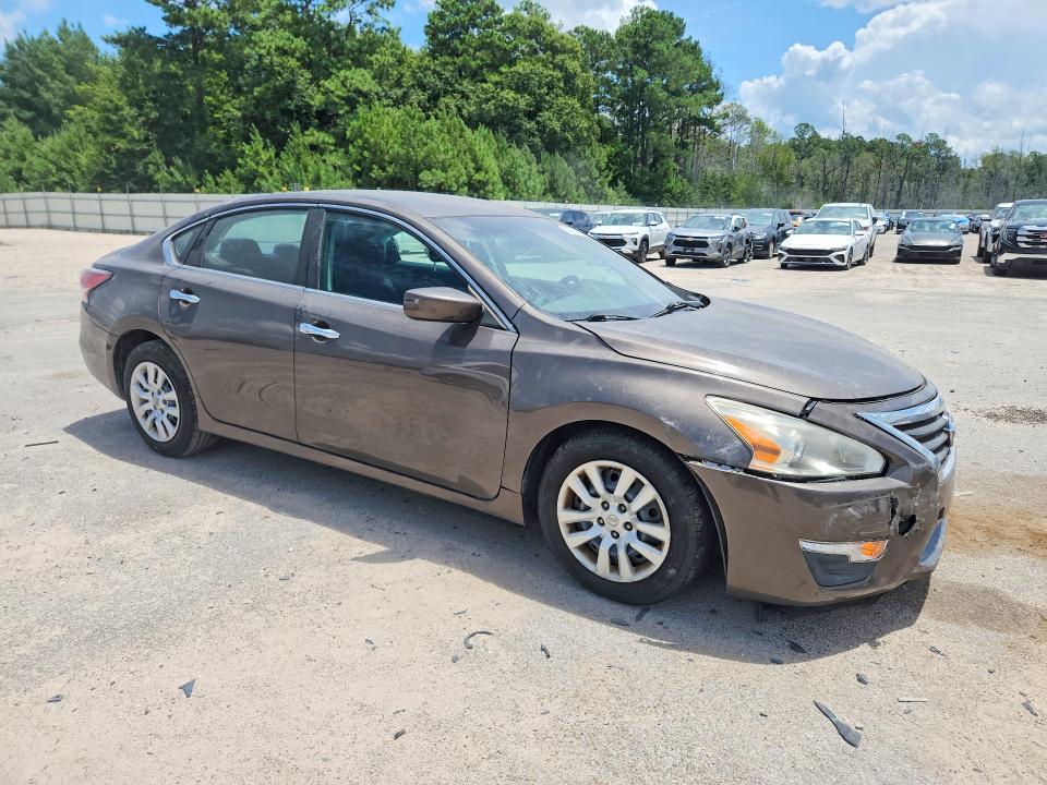 Photo 4 from auction – 2015 NISSAN ALTIMA with VIN 1N4AL3AP1FC247274