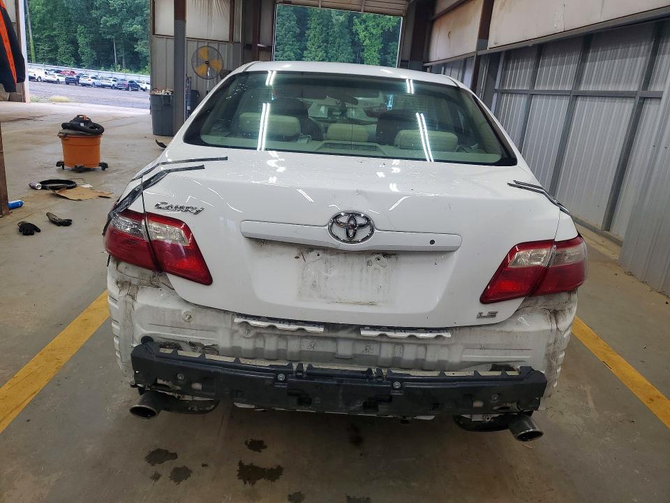 Photo 6 from auction – 2007 TOYOTA CAMRY with VIN 4T1BK46KX7U555569