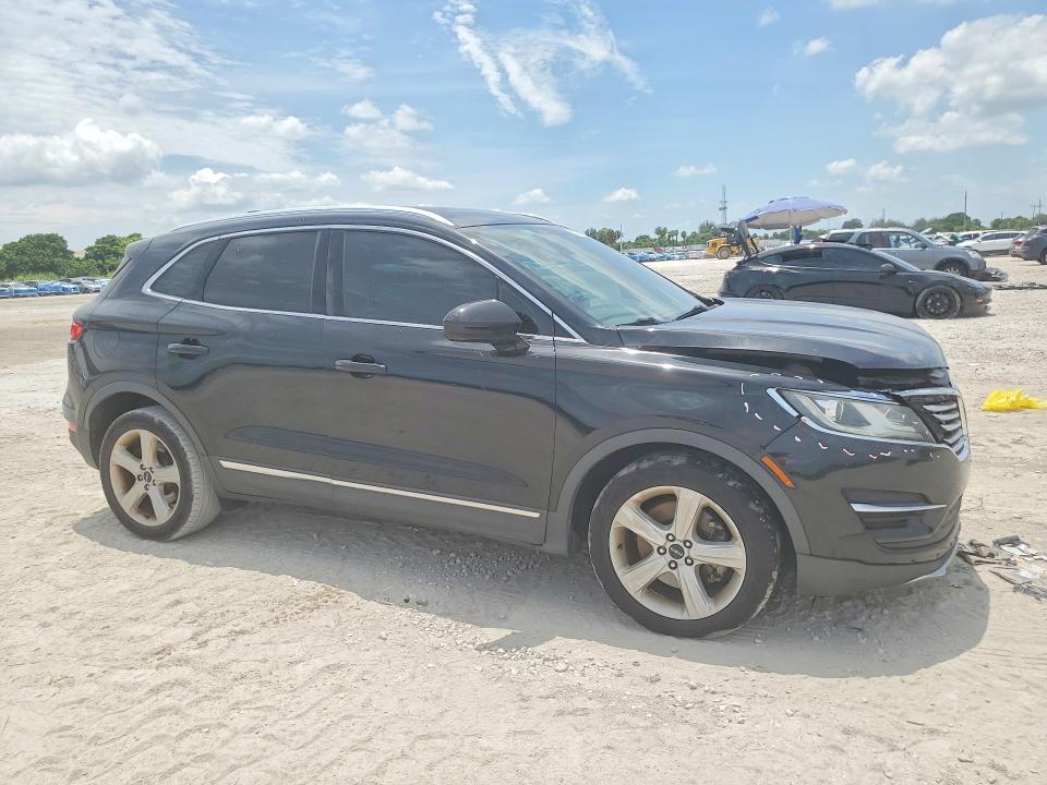 Photo 4 from auction – 2017 LINCOLN MKC with VIN 5LMCJ1C90HUL21916