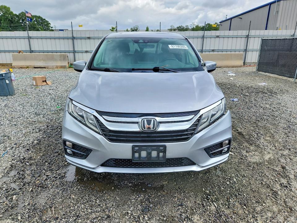 Photo 5 from auction – 2018 HONDA ODYSSEY with VIN 5FNRL6H74JB046498