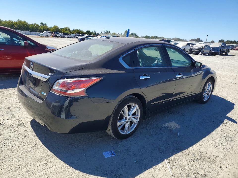Photo 3 from auction – 2014 NISSAN ALTIMA with VIN 1N4AL3AP0EC199944