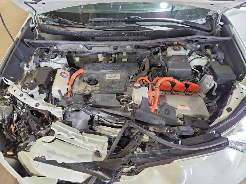 Photo 11 from auction – 2016 TOYOTA RAV4 HV with VIN JTMDJREV0GD032103