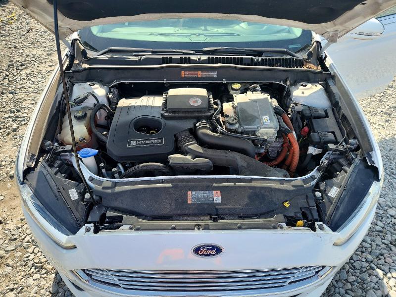 Photo 11 from auction – 2016 FORD FUSION with VIN 3FA6P0LUXGR127150