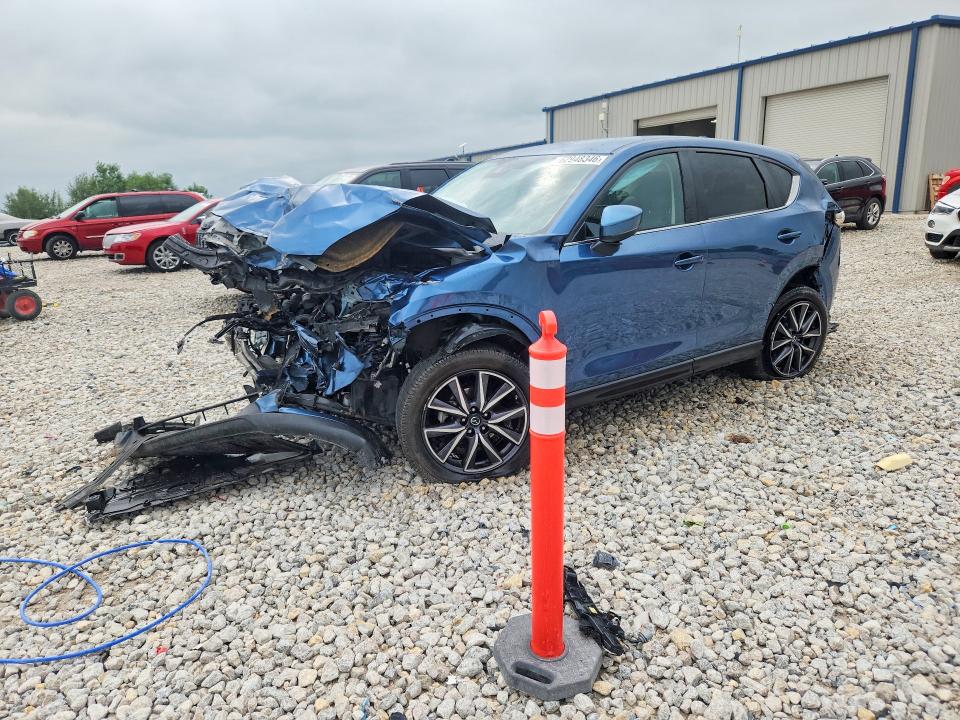 MAZDA CX-5 2018 with VIN JM3KFBCM3J0428543 - Photo from auction