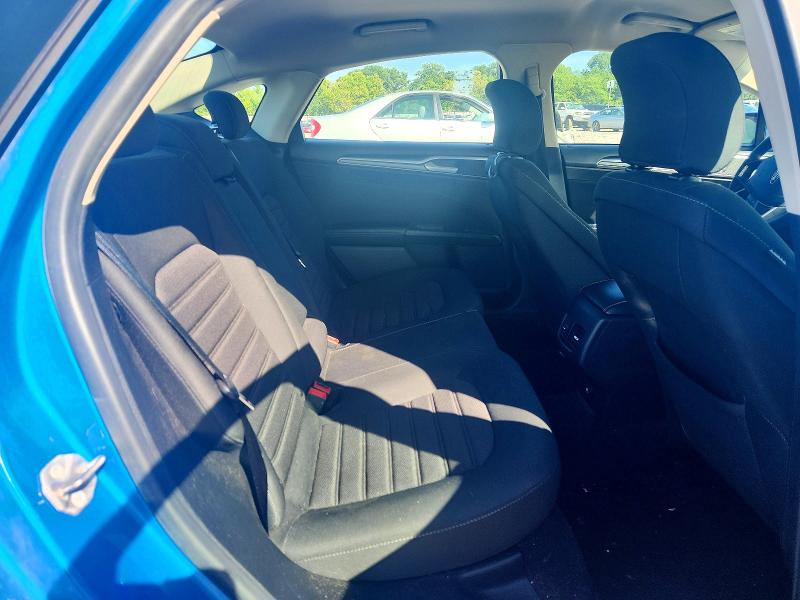 Photo 10 from auction – 2019 FORD FUSION with VIN 3FA6P0HD9KR279888