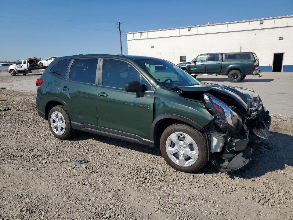 Снимка 4 от търг – 2022 SUBARU FORESTER с VIN JF2SKAAC2NH449742