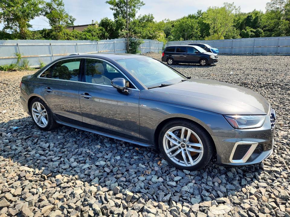 Photo 4 from auction – 2024 AUDI A4 with VIN WAUDAAF4XRN002334