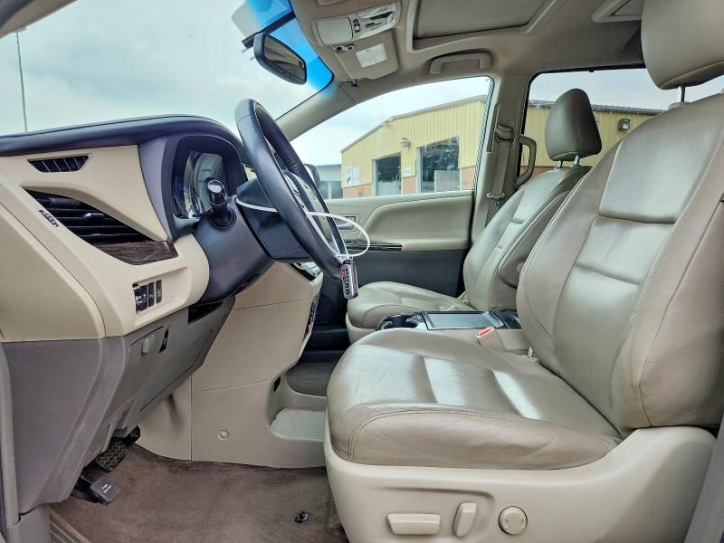 Photo 7 from auction – 2016 TOYOTA SIENNA with VIN 5TDDK3DC7GS139390