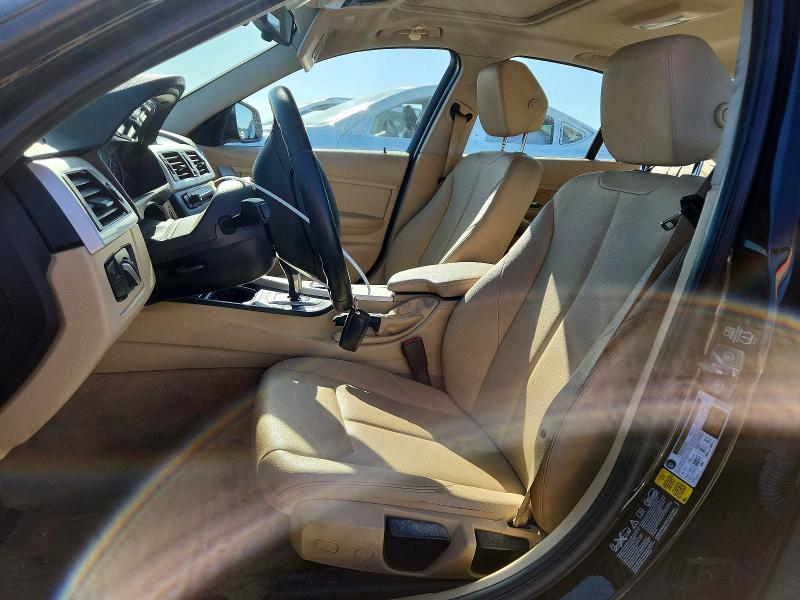 Photo 7 from auction – 2013 BMW 320 with VIN WBA3C3C54DF981866