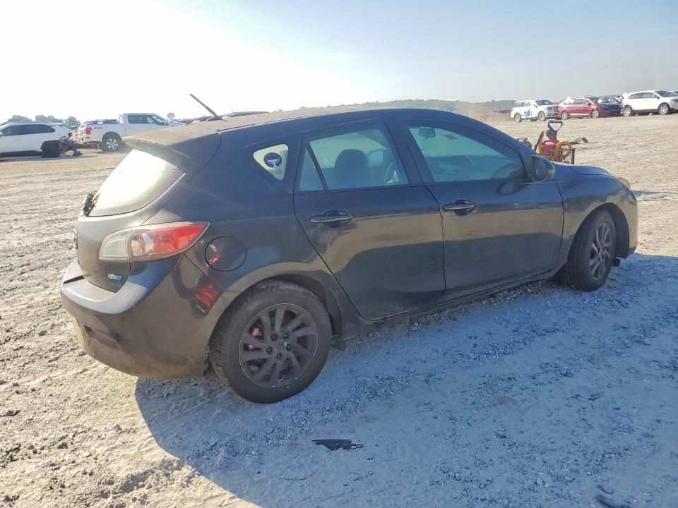 Photo 3 from auction – 2012 MAZDA 3 with VIN JM1BL1M70C1691817