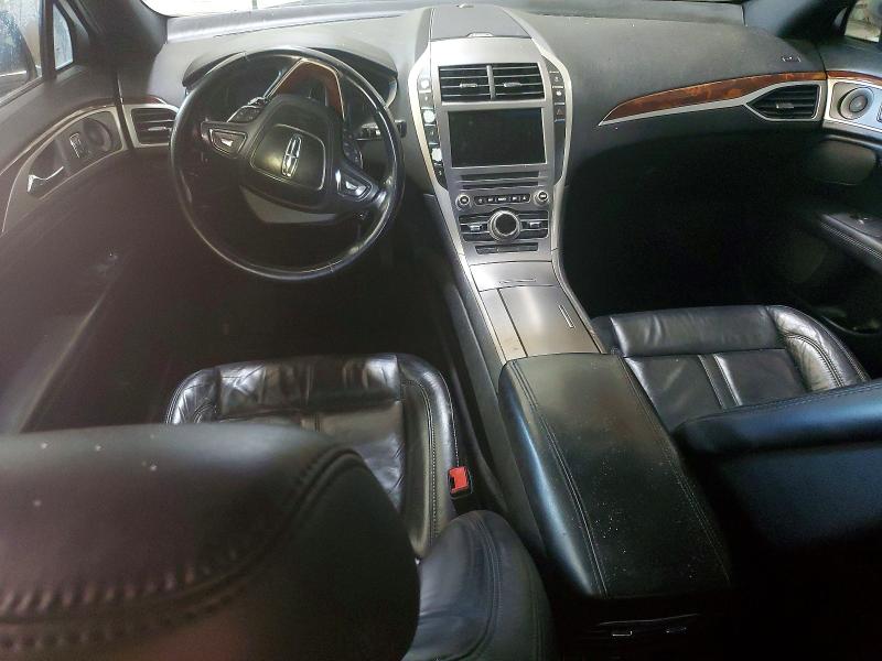 Photo 8 from auction – 2017 LINCOLN MKZ with VIN 3LN6L5DCXHR643868