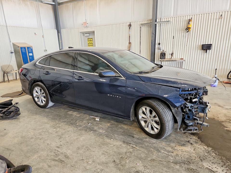 Photo 4 from auction – 2022 CHEVROLET MALIBU with VIN 1G1ZD5ST3NF108853