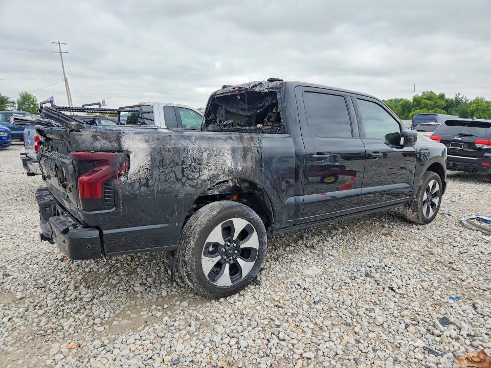 Снимка 3 от търг – 2023 FORD F150 с VIN 1FT6W1EV8PWG18810