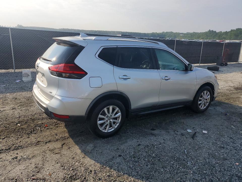 Photo 3 from auction – 2017 NISSAN ROGUE with VIN KNMAT2MT3HP503925