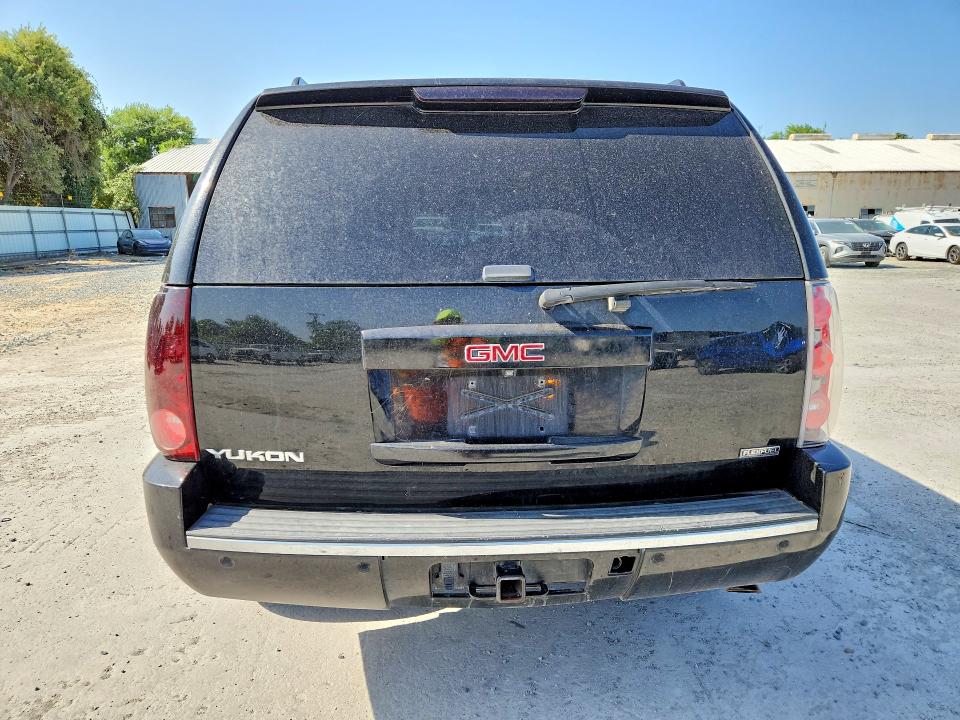 Photo 6 from auction – 2012 GMC YUKON with VIN 1GKS2EEF6CR215383