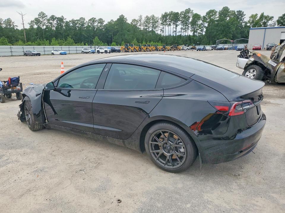 Foto 2 de la subasta – 2022 TESLA MODEL 3 con VIN 5YJ3E1EB6NF187459