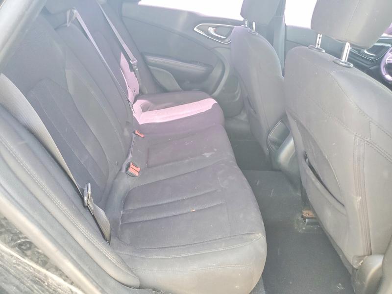 Photo 10 from auction – 2015 CHRYSLER 200 with VIN 1C3CCCAB8FN611707