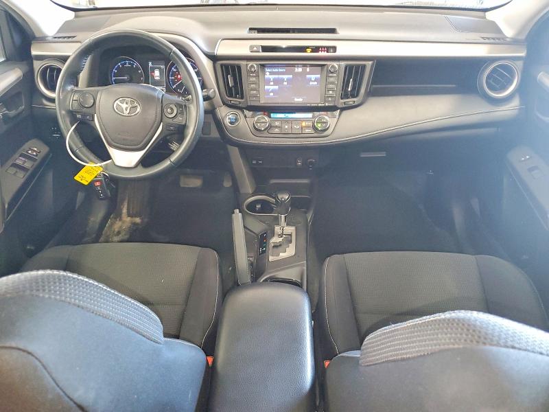 Photo 8 from auction – 2017 TOYOTA RAV4 with VIN 2T3RFREV6HW661053
