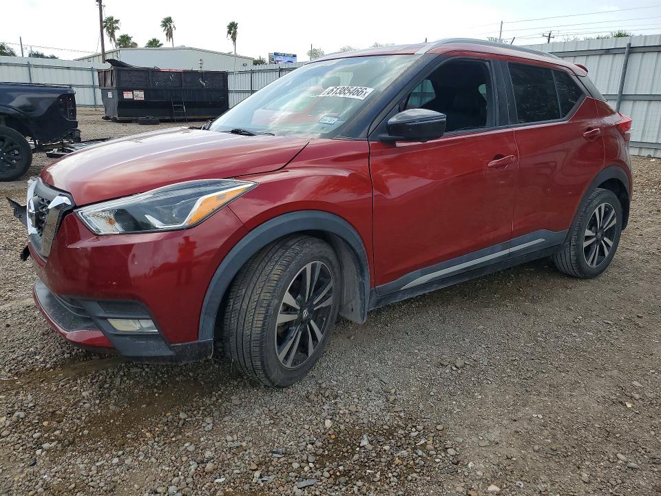 NISSAN KICKS 2019 with VIN 3N1CP5CU3KL512171 - Photo from auction
