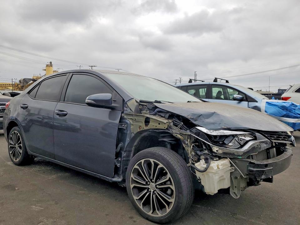 Фото 4 с аукциона – 2016 TOYOTA COROLLA с VIN 5YFBURHE4GP561433
