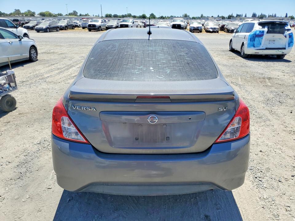 Photo 6 from auction – 2018 NISSAN VERSA with VIN 3N1CN7AP1JL835552