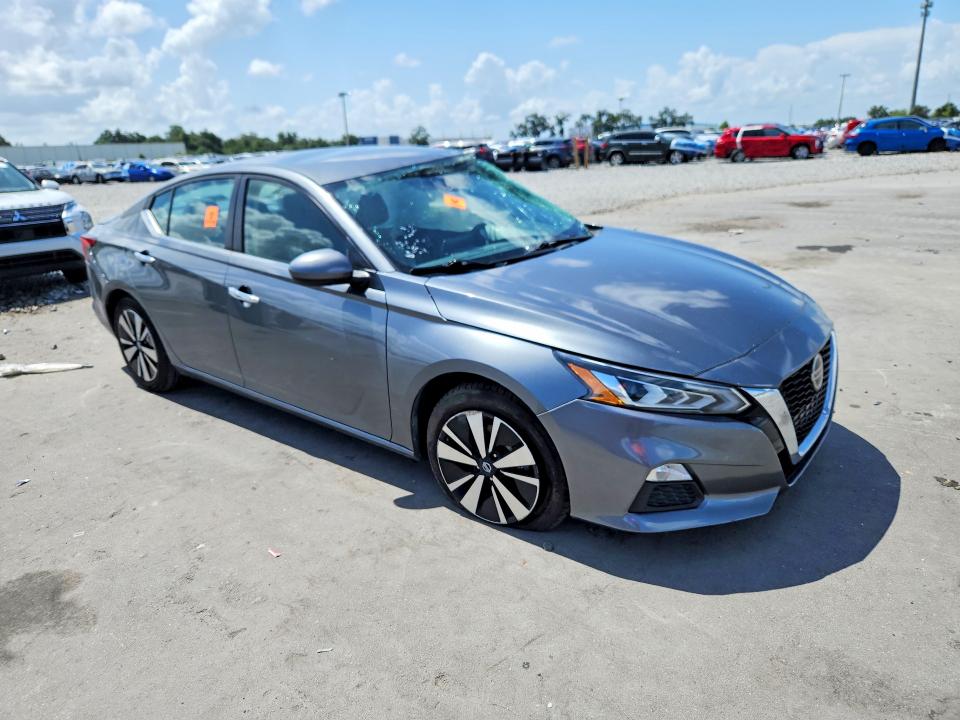 Photo 4 from auction – 2022 NISSAN ALTIMA with VIN 1N4BL4DVXNN399979
