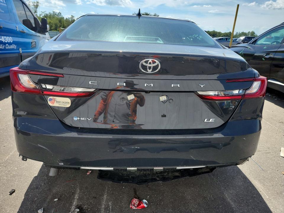 Photo 6 from auction – 2026 TOYOTA CAMRY with VIN 4T1DAACK2TU262452