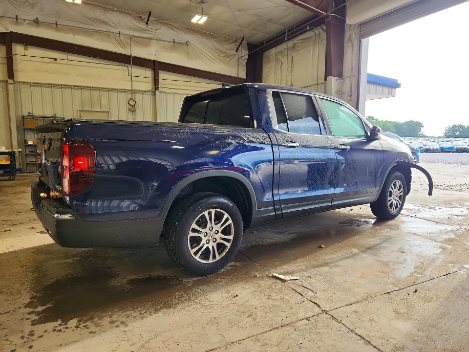 Photo 3 from auction – 2019 HONDA RIDGELINE with VIN 5FPYK3F73KB034996