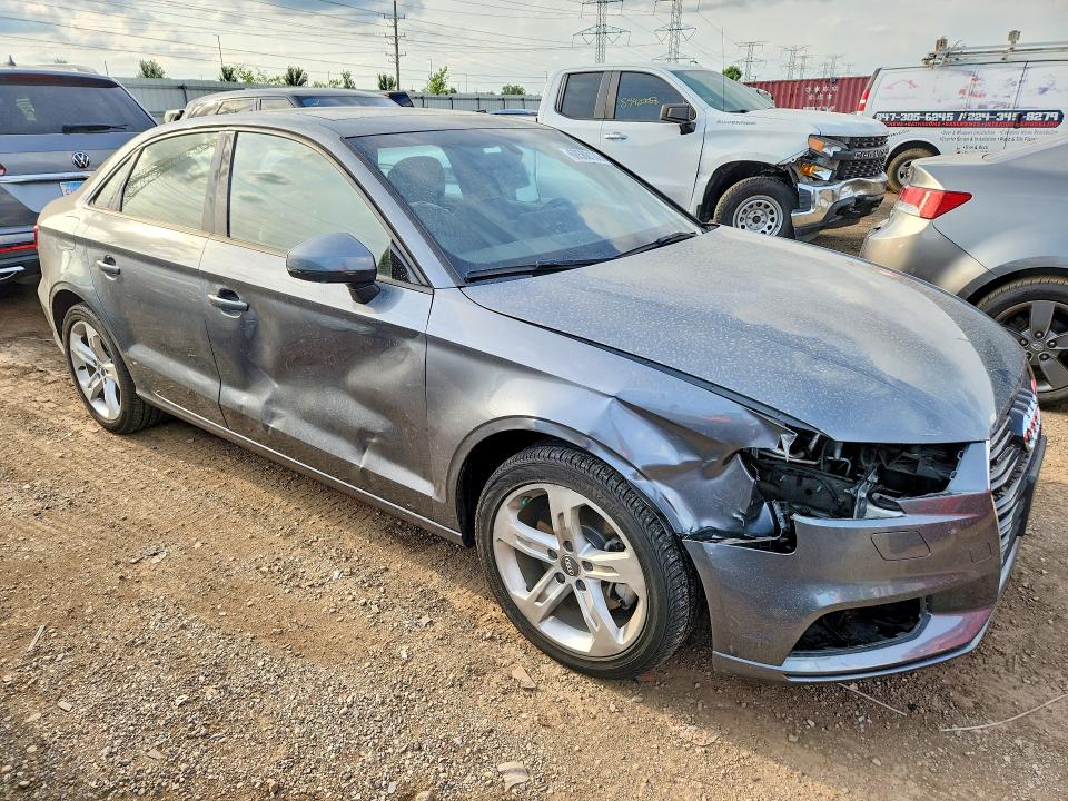 Photo 4 from auction – 2018 AUDI A3 with VIN WAUB8GFF0J1071956