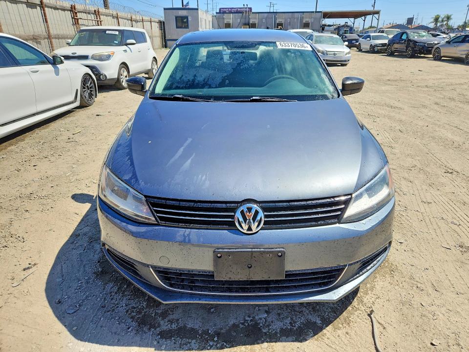 Photo 5 from auction – 2012 VOLKSWAGEN JETTA with VIN 3VW2K7AJ7CM394288