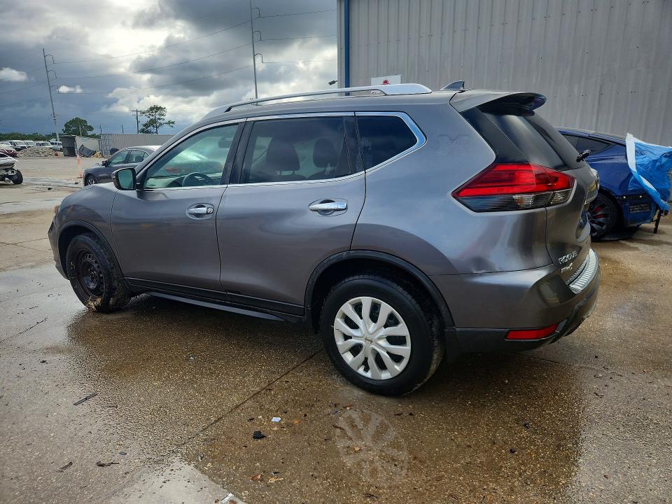 Photo 2 from auction – 2017 NISSAN ROGUE with VIN KNMAT2MT4HP518983