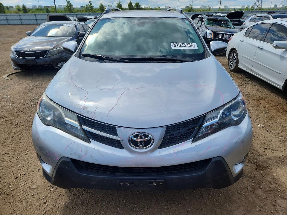 Photo 5 from auction – 2015 TOYOTA RAV4 with VIN 2T3DFREV2FW385025