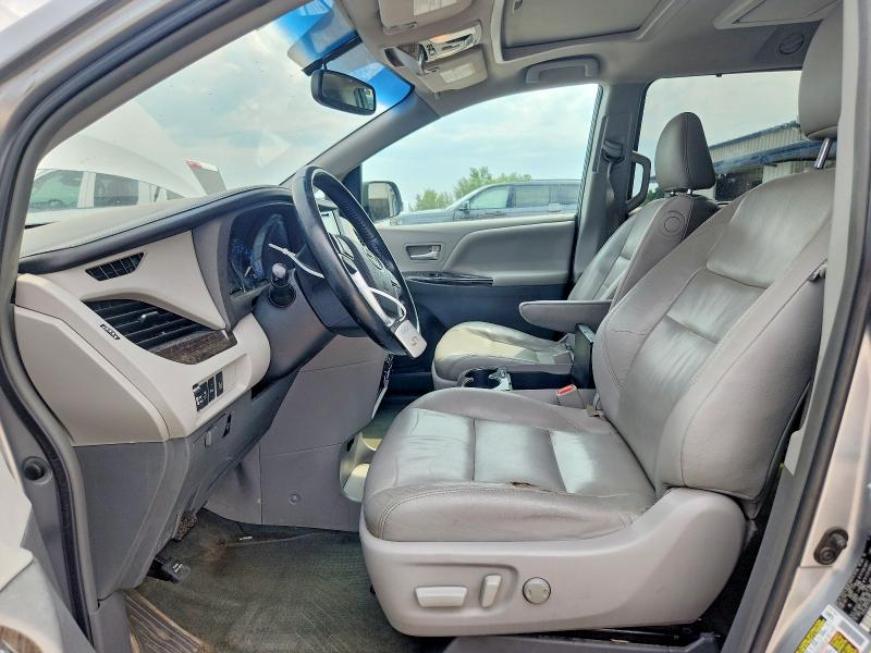 Photo 7 from auction – 2015 TOYOTA SIENNA with VIN 5TDYK3DC1FS665529