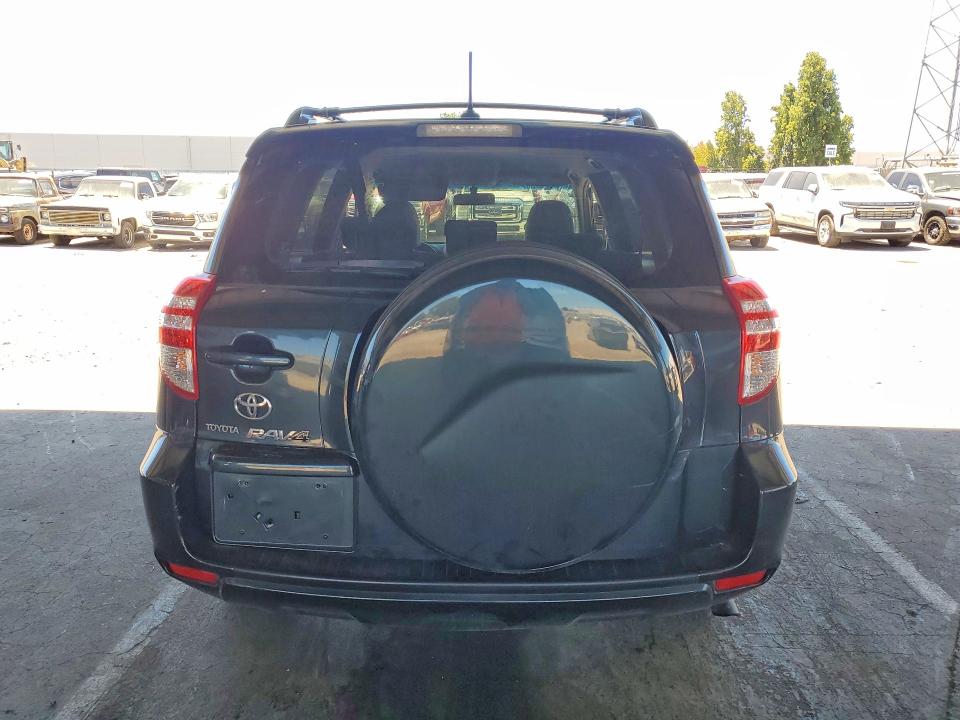 Photo 6 from auction – 2009 TOYOTA RAV4 with VIN JTMZF33V895005042