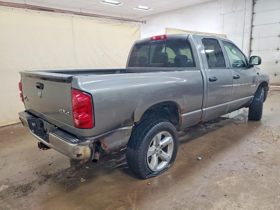Photo 3 from auction – 2008 DODGE RAM 1500 with VIN 1D7HU182X8S581029