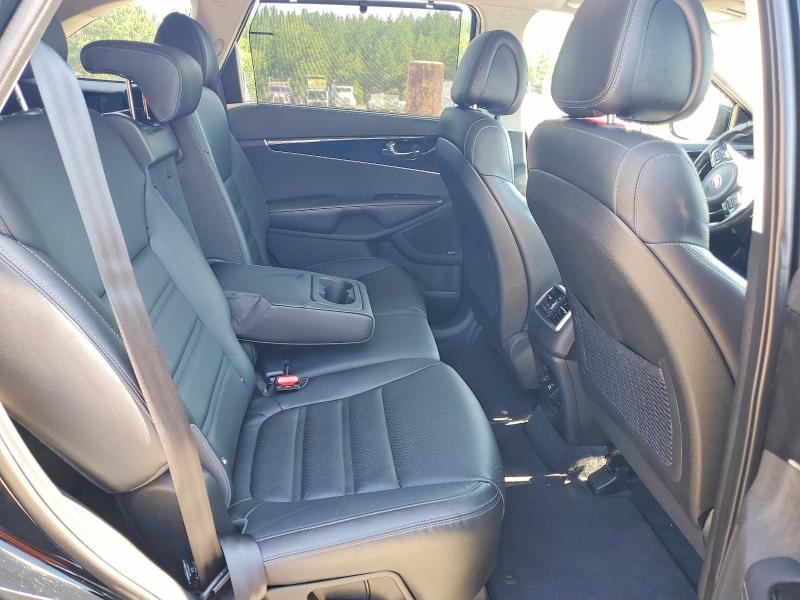 Photo 10 from auction – 2016 KIA SORENTO with VIN 5XYPH4A57GG094049