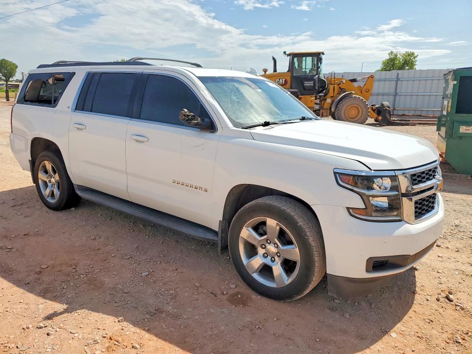 Photo 4 from auction – 2016 CHEVROLET SUBURBAN with VIN 1GNSKHKC9GR302795