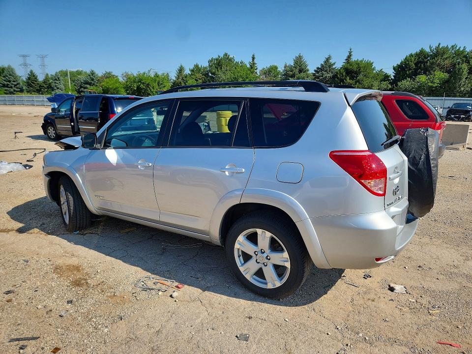 Photo 2 from auction – 2006 TOYOTA RAV4 with VIN JTMBD32V766016483