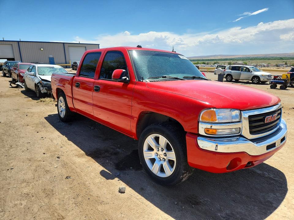 Photo 4 from auction – 2005 GMC NEW SIERRA with VIN 2GTEC13T951199456