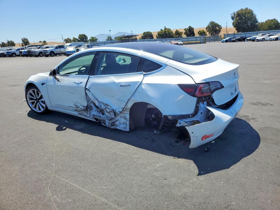 Photo 2 from auction – 2018 TESLA MODEL 3 with VIN 5YJ3E1EA7JF049172