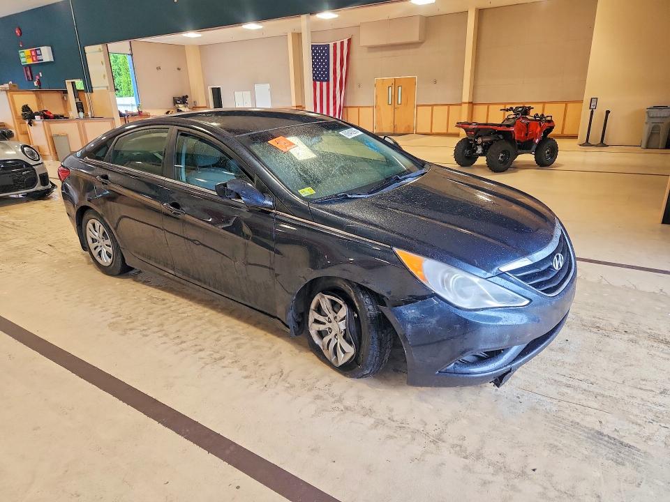 Photo 4 from auction – 2012 HYUNDAI SONATA with VIN 5NPEB4AC7CH414853