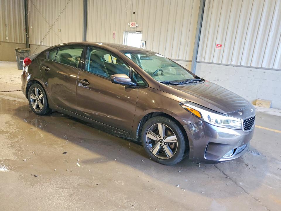 Photo 4 from auction – 2018 KIA FORTE with VIN 3KPFL4A73JE199767