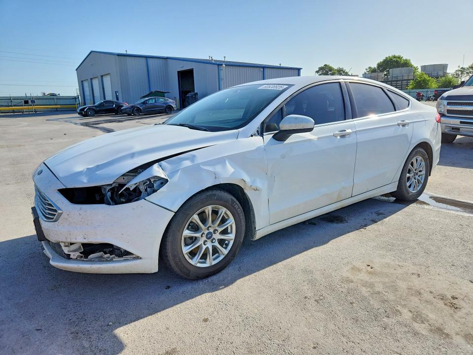 FORD FUSION 2018 with VIN 3FA6P0G75JR203563 - Photo from auction