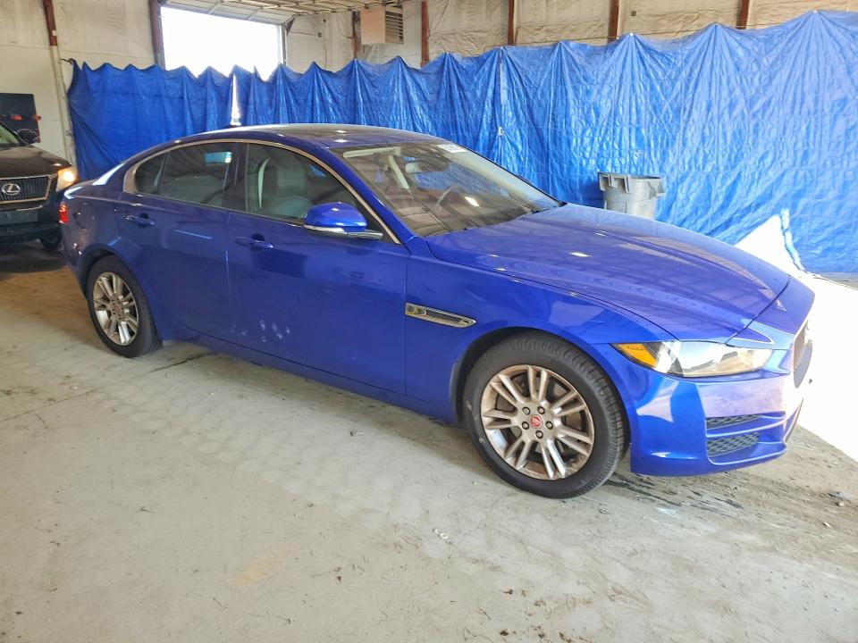 Photo 4 from auction – 2017 JAGUAR XE with VIN SAJAJ4BN5HA976672