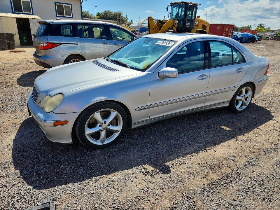 Photo 1 from auction – 2004 MERCEDES-BENZ C with VIN WDBRF40J04F517581